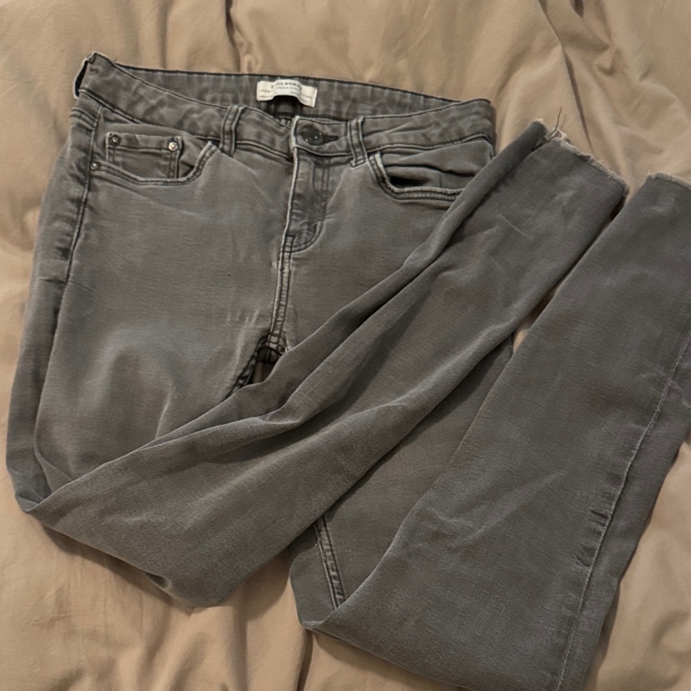 Zara Women's Gray Low Rise Skinny Jeans - Picture 3 of 5